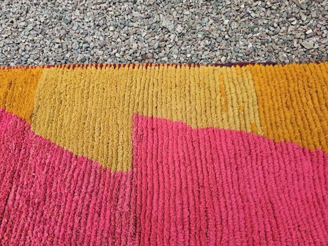 Ręcznie tkany dywan 100x200 cm, wełna, żółty, pomarańczowy, różowy, beżowy, szary, Maroko - 204913