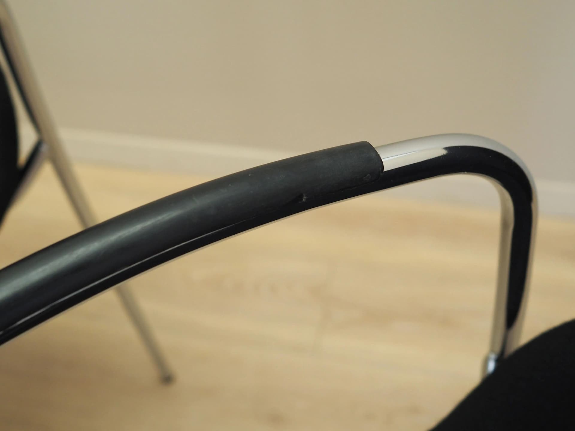 set of three armchairs, black metal, Italy, 1970s - 14672