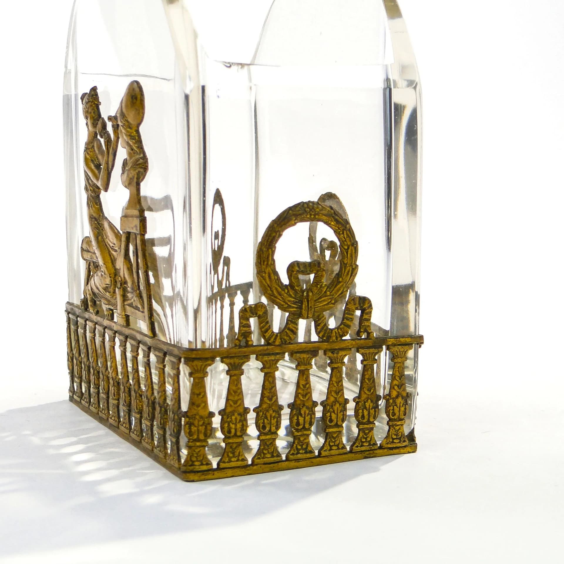Postument na wizytówki Empire, kryształ przezroczysty, brąz złocony, Francja, XIX wiek - 14716