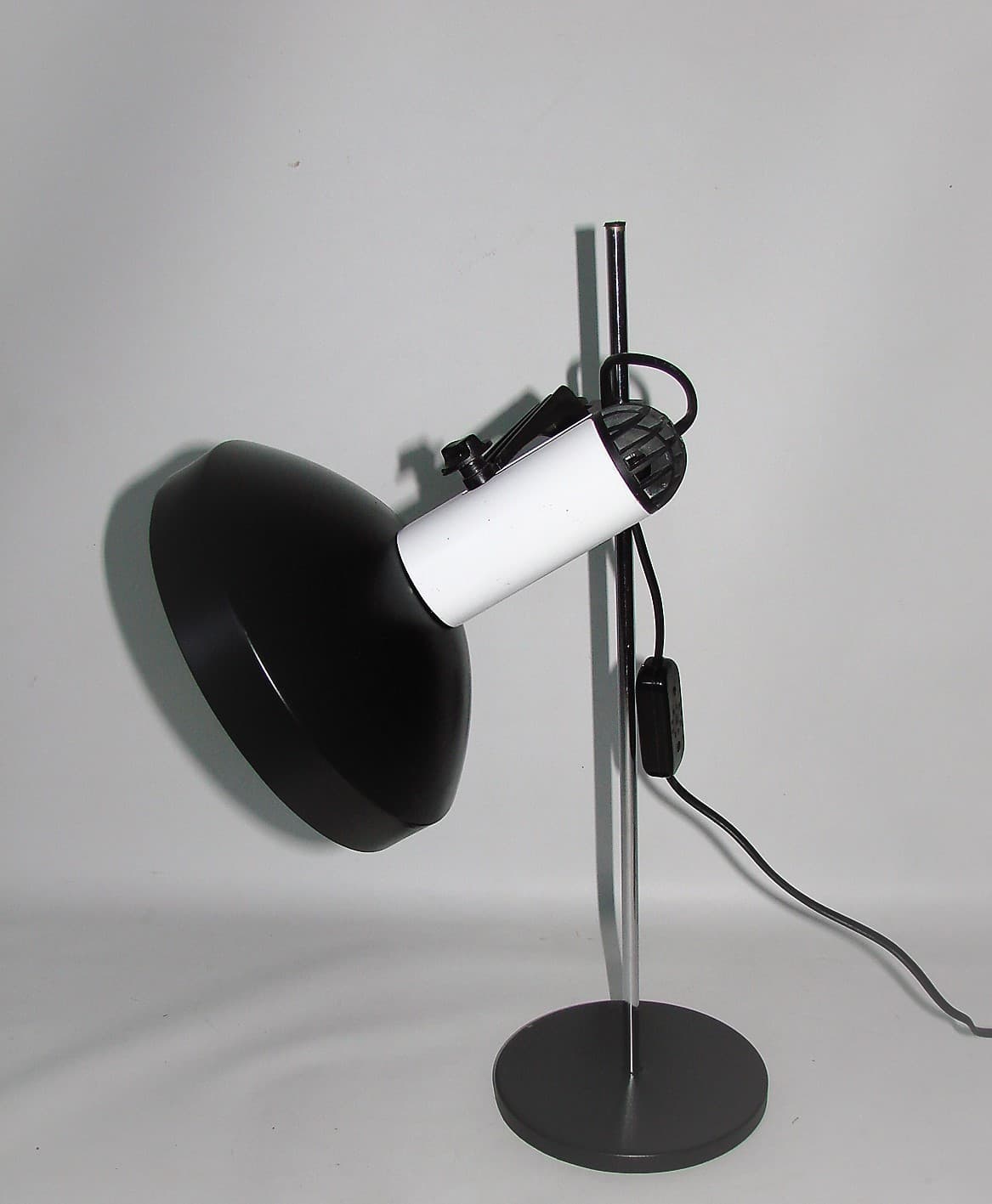 Desk lamp, black, metal aluminium, 1970s - 205932