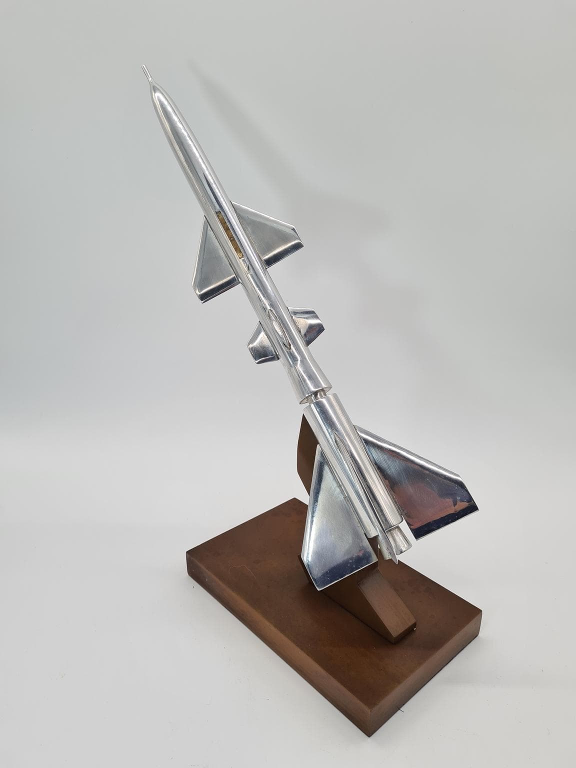 Model rakiety pamiątkowy, srebrny, metal, ZSRR, lata 70. - 205951