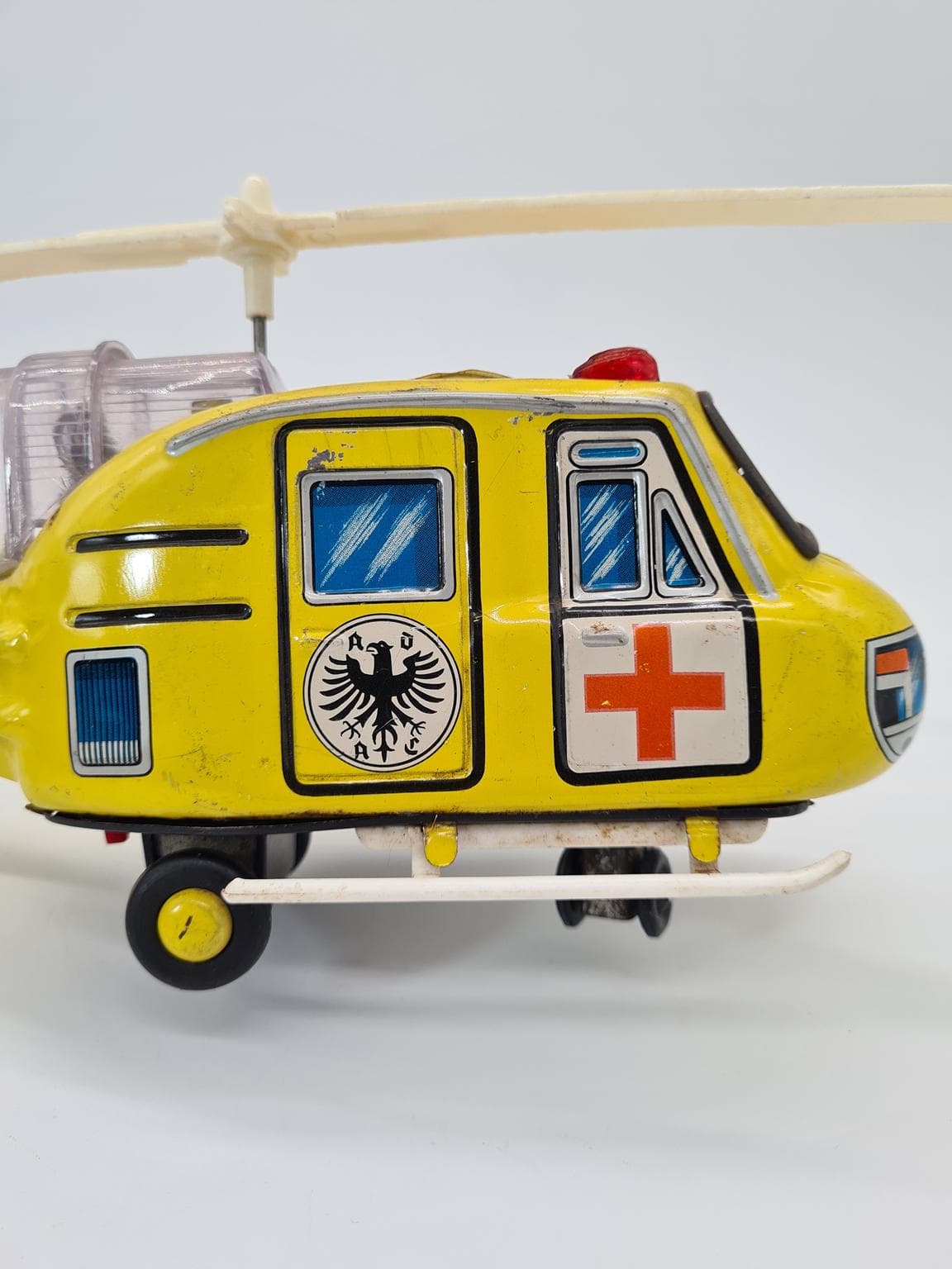 Metalowy śmigłowiec ratunkowy ADAC, lata 60. XX wieku - 207212