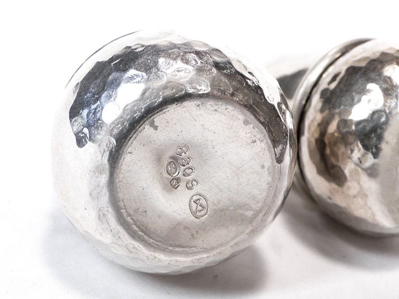 Pair of salt shakers acorn, silver, Sweden, early 20th c. - 207371