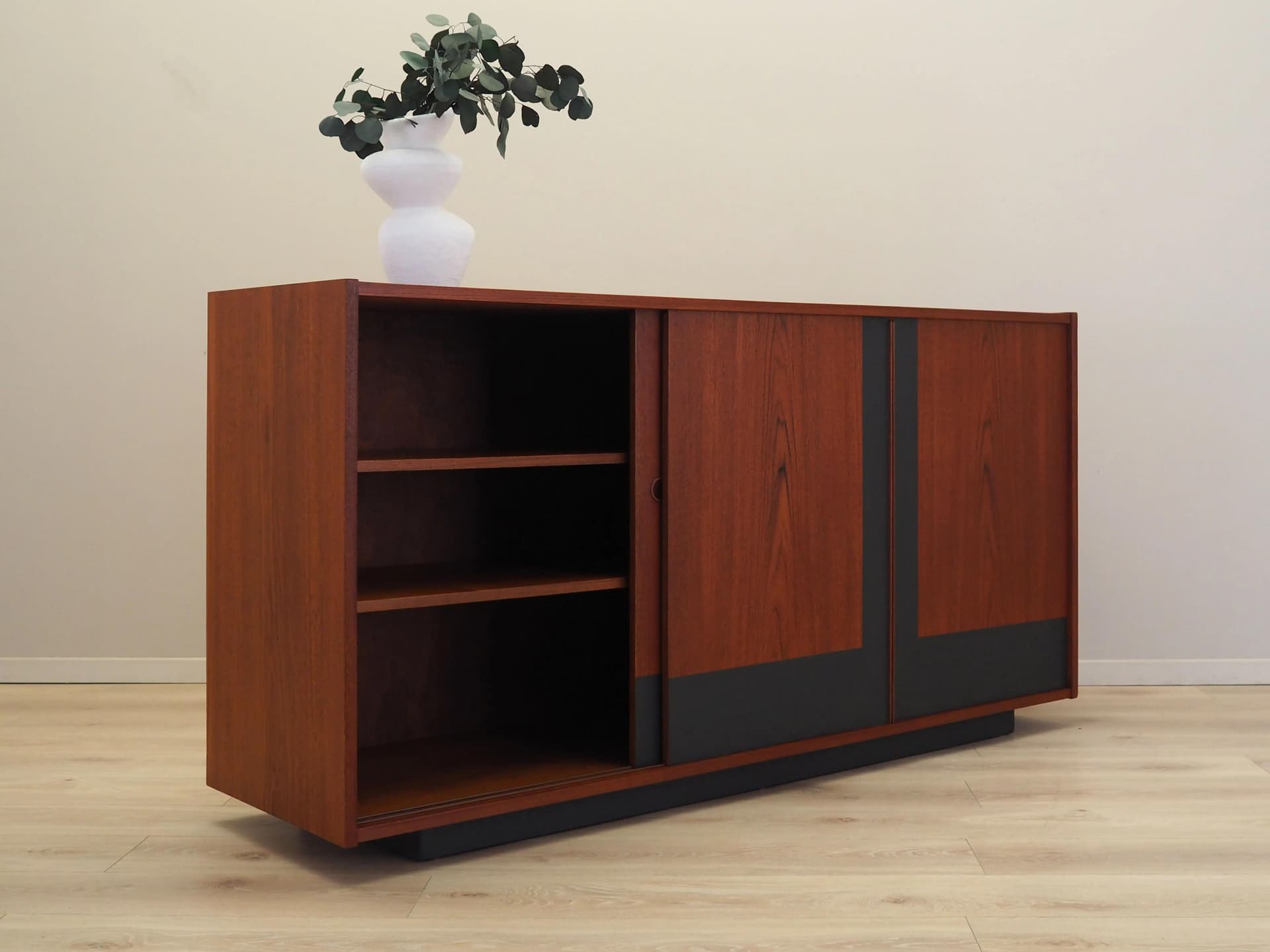 Sideboard, teak brązowy, Dania, lata 70. - 14972