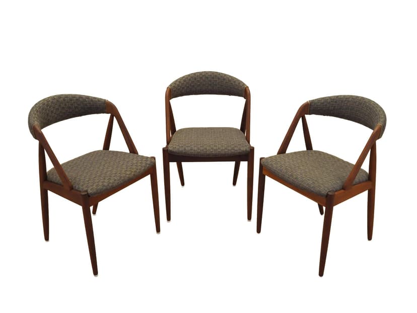 Komplet trzech krzeseł Model 31, teak brązowy, proj. K. Kristiansen, Dania, lata 70.