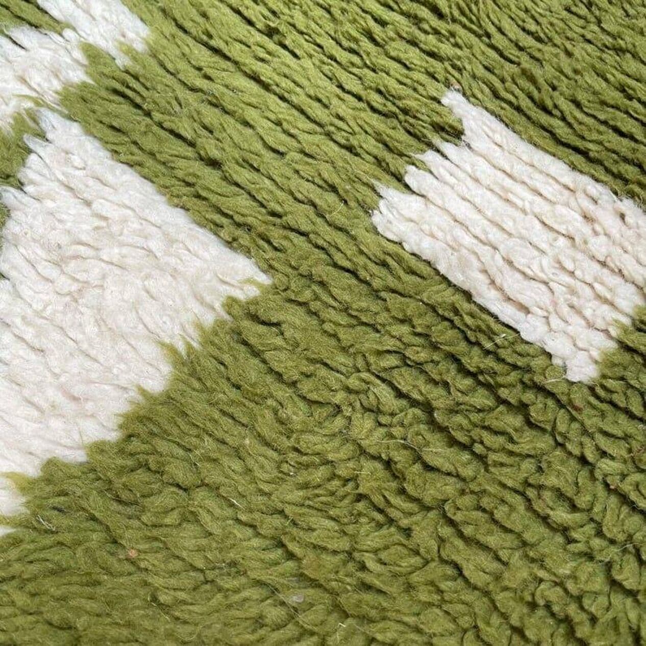 Ręcznie tkany dywan 140x260 cm, wełna, oliwkowy, Maroko - 207779