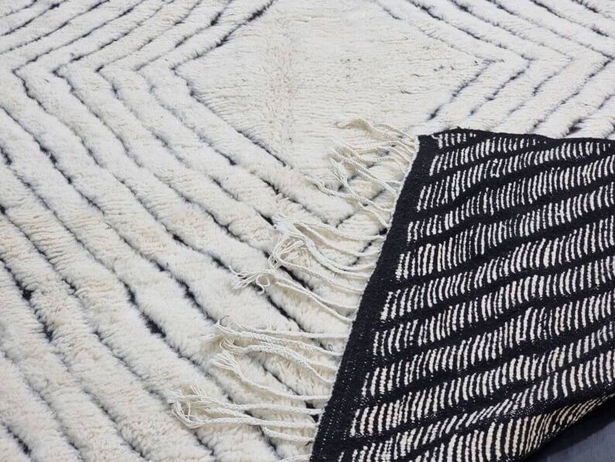 Handwoven rug 140x260 cm, wool, white, black, Morocco - 209071