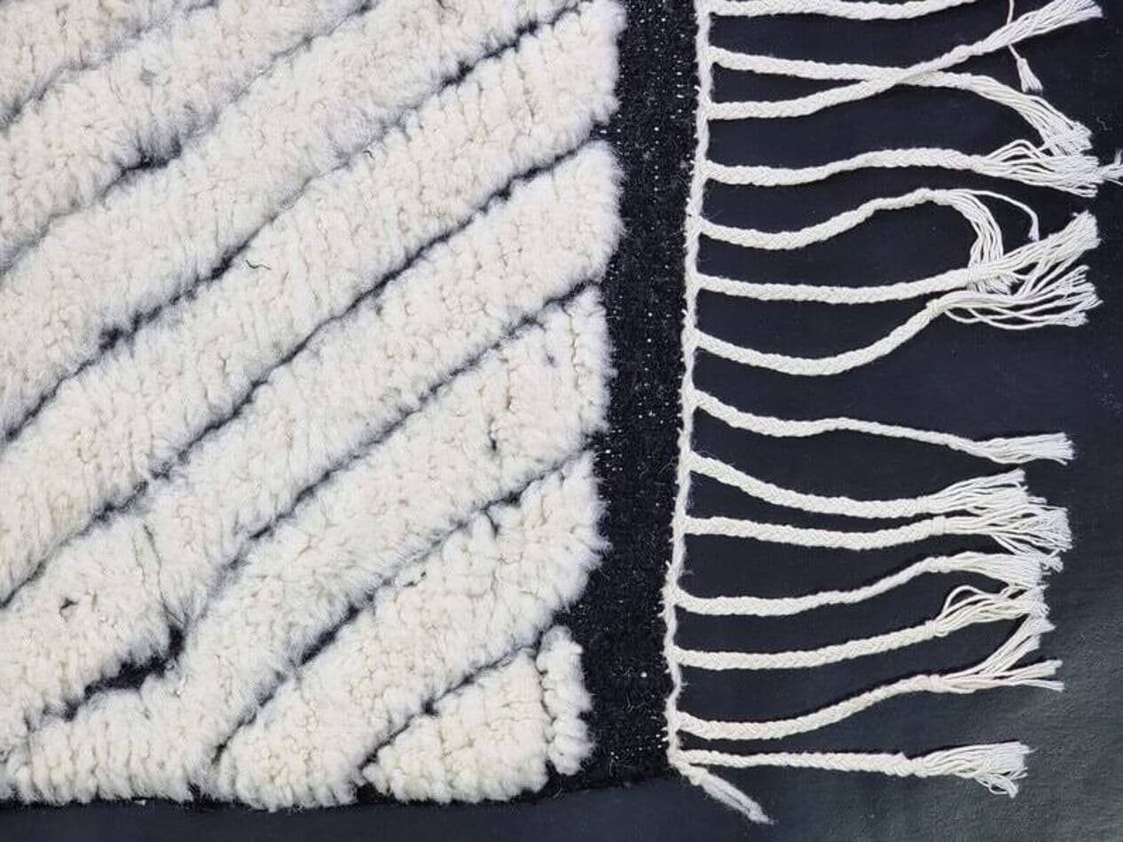 Handwoven rug 140x260 cm, wool, white, black, Morocco - 209072