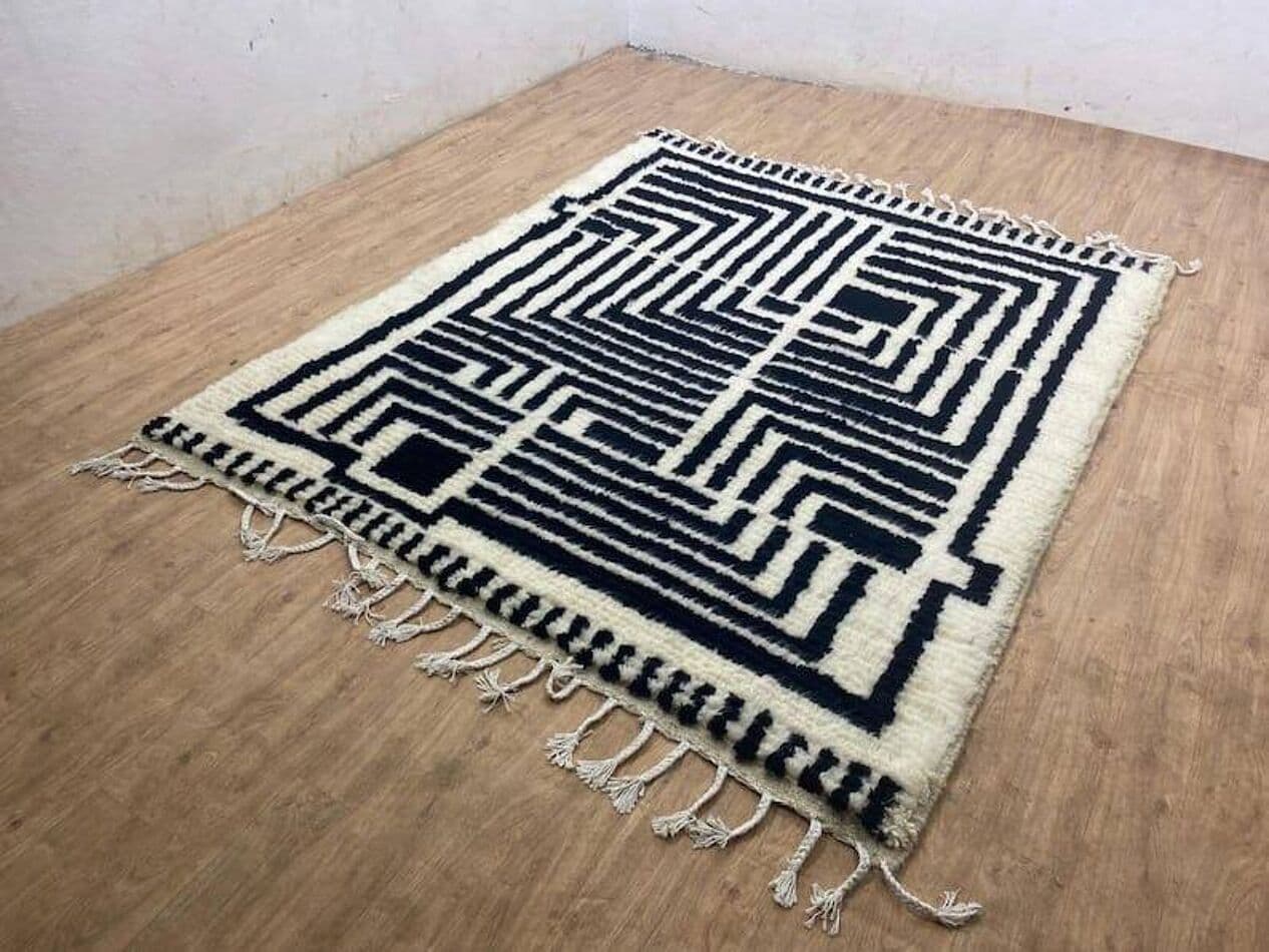 Handwoven rug 150x250 cm, wool, white, black, Morocco - 209051