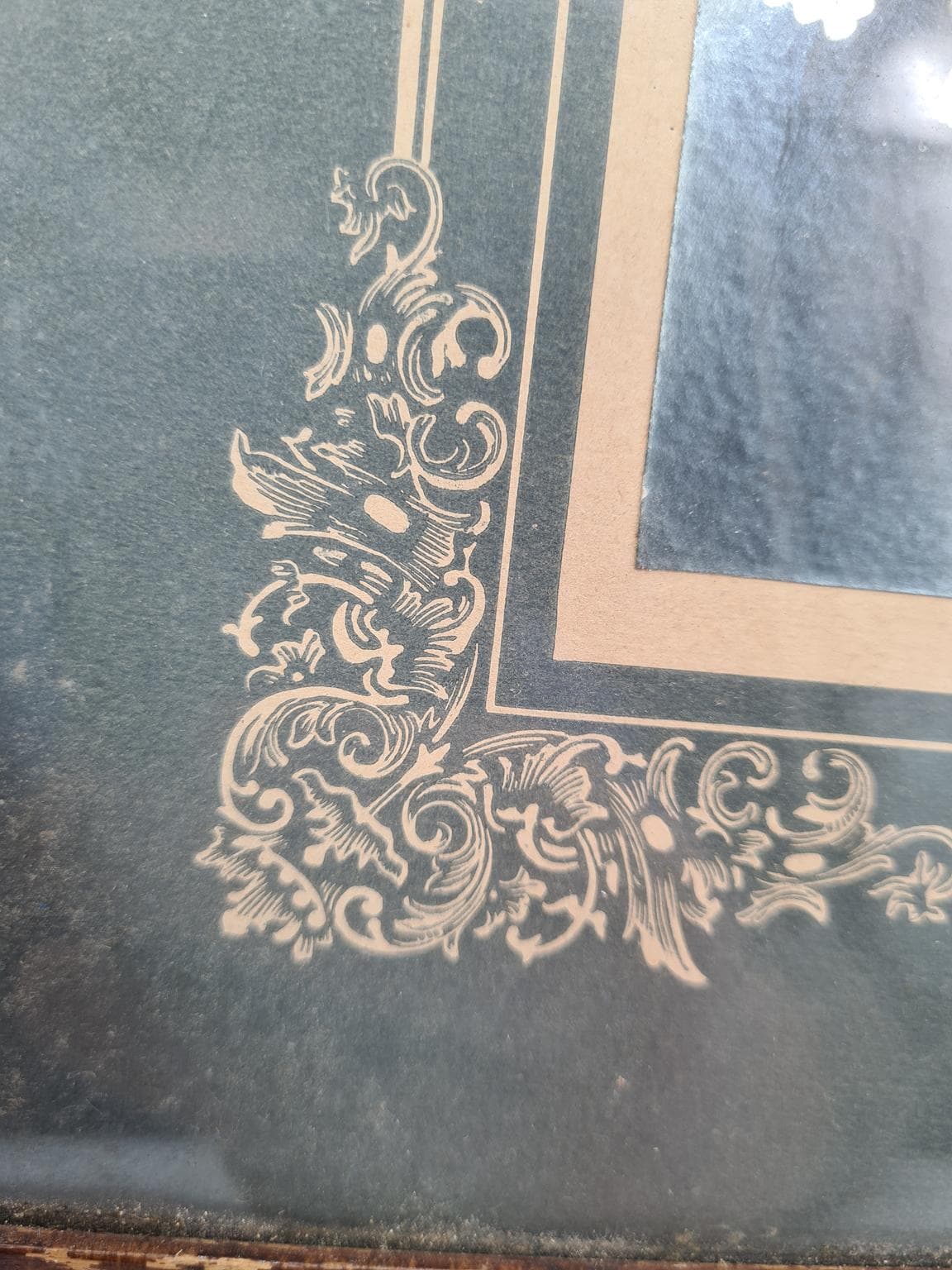 Zdjęcie grupowe, czarno-białe, drewno brąz, papier zielony, szkło, Niemcy, lata 20. - 208378