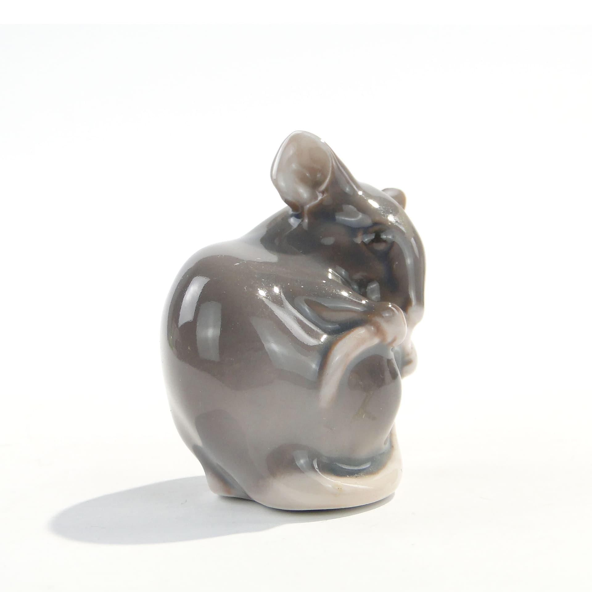 Figurka myszki 3180, porcelana szara, Royal Copenhagen, Dania, lata 50. - 1523