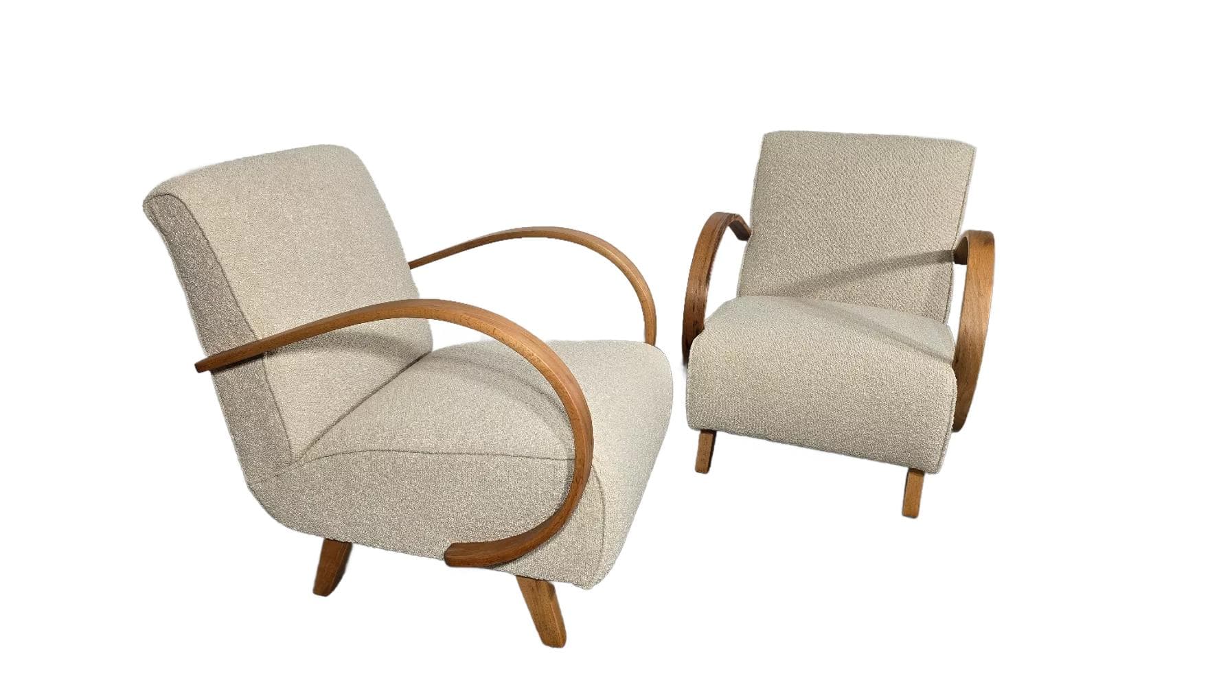 Para foteli H 410, bouclé kremowy, orzech, proj. J. Halabala, Czechosłowacja, lata 60.