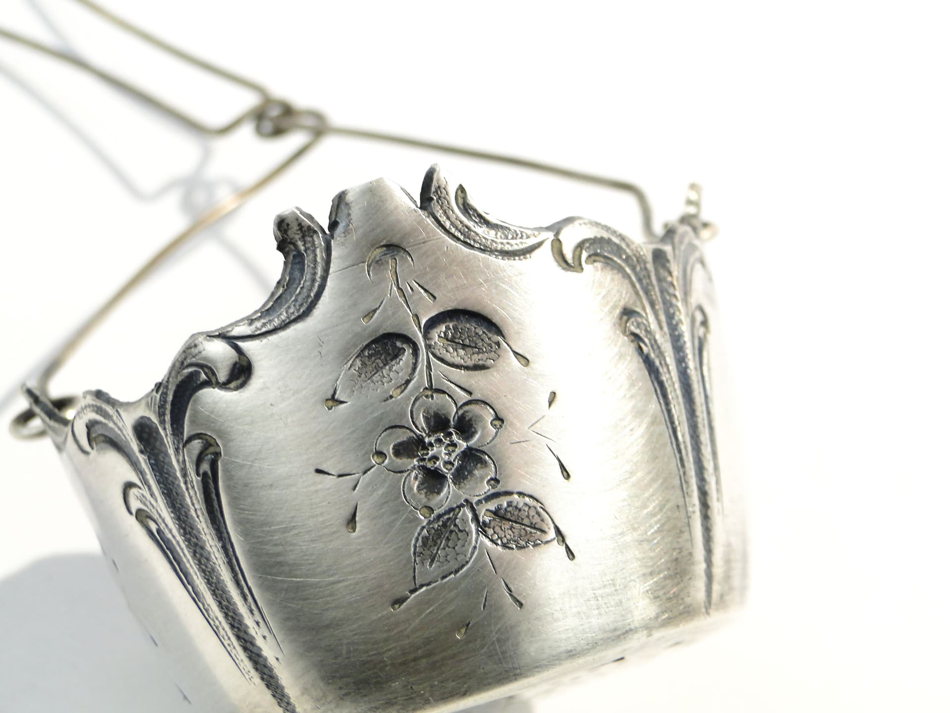 Tea strainer, neoclassical, silver, Russia, early 20th c. - 210279