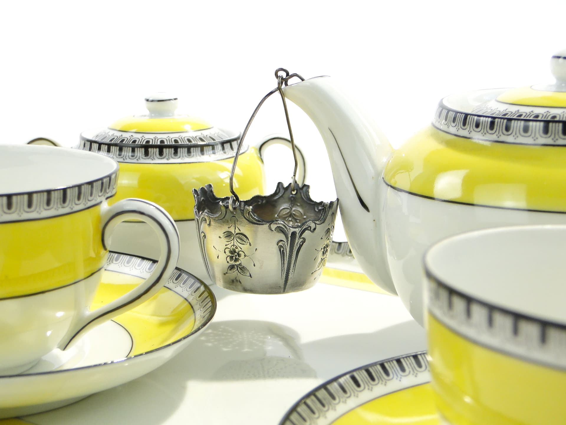 Tea strainer, neoclassical, silver, Russia, early 20th c. - 210283