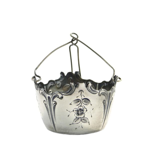 Tea strainer, neoclassical, silver, Russia, early 20th c. - DIMENSION