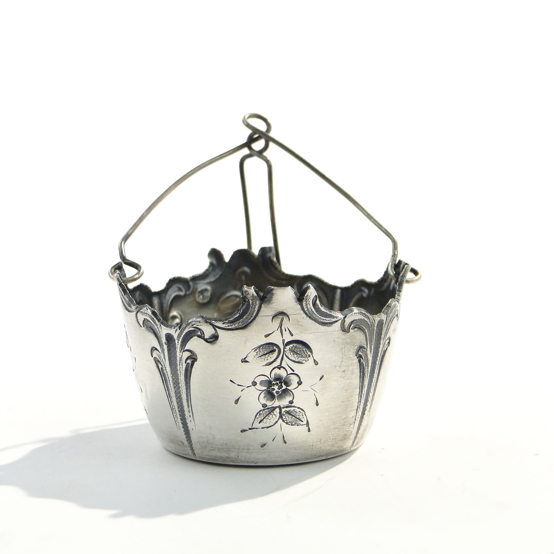 Tea strainer, neoclassical, silver, Russia, early 20th c. - 210280