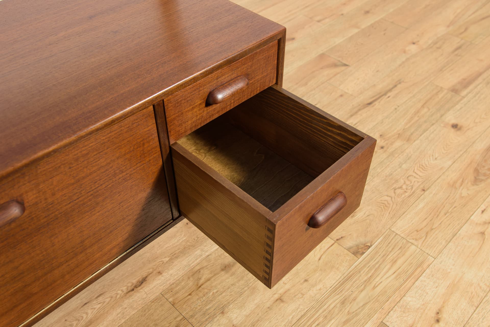 Toaletka, drewno tekowe brązowy, Ølholm Møbelfabrik, Dania, lata 60. - 210303