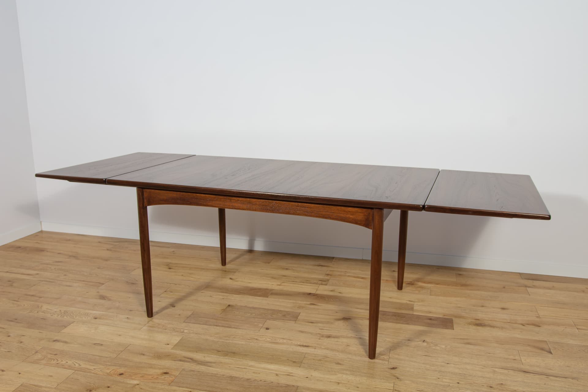 Extendable Dining Table, dark brown teak, G-Plan, United Kingdom, 1960s. - 210362