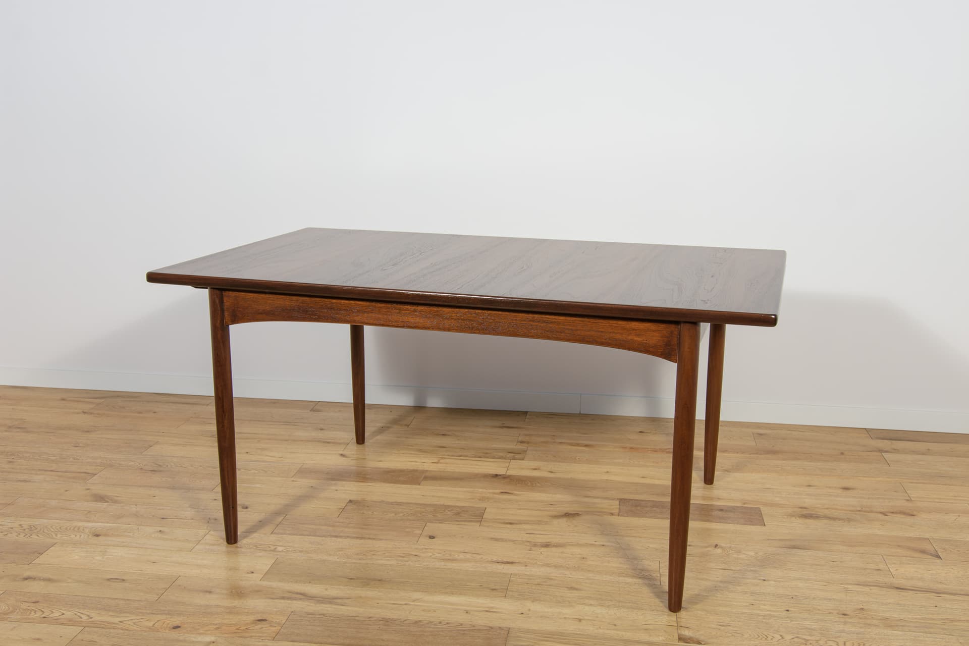 Extendable Dining Table, dark brown teak, G-Plan, United Kingdom, 1960s. - 210356