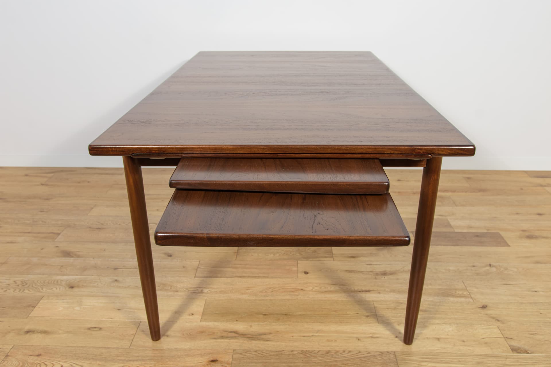 Extendable Dining Table, dark brown teak, G-Plan, United Kingdom, 1960s. - 210358