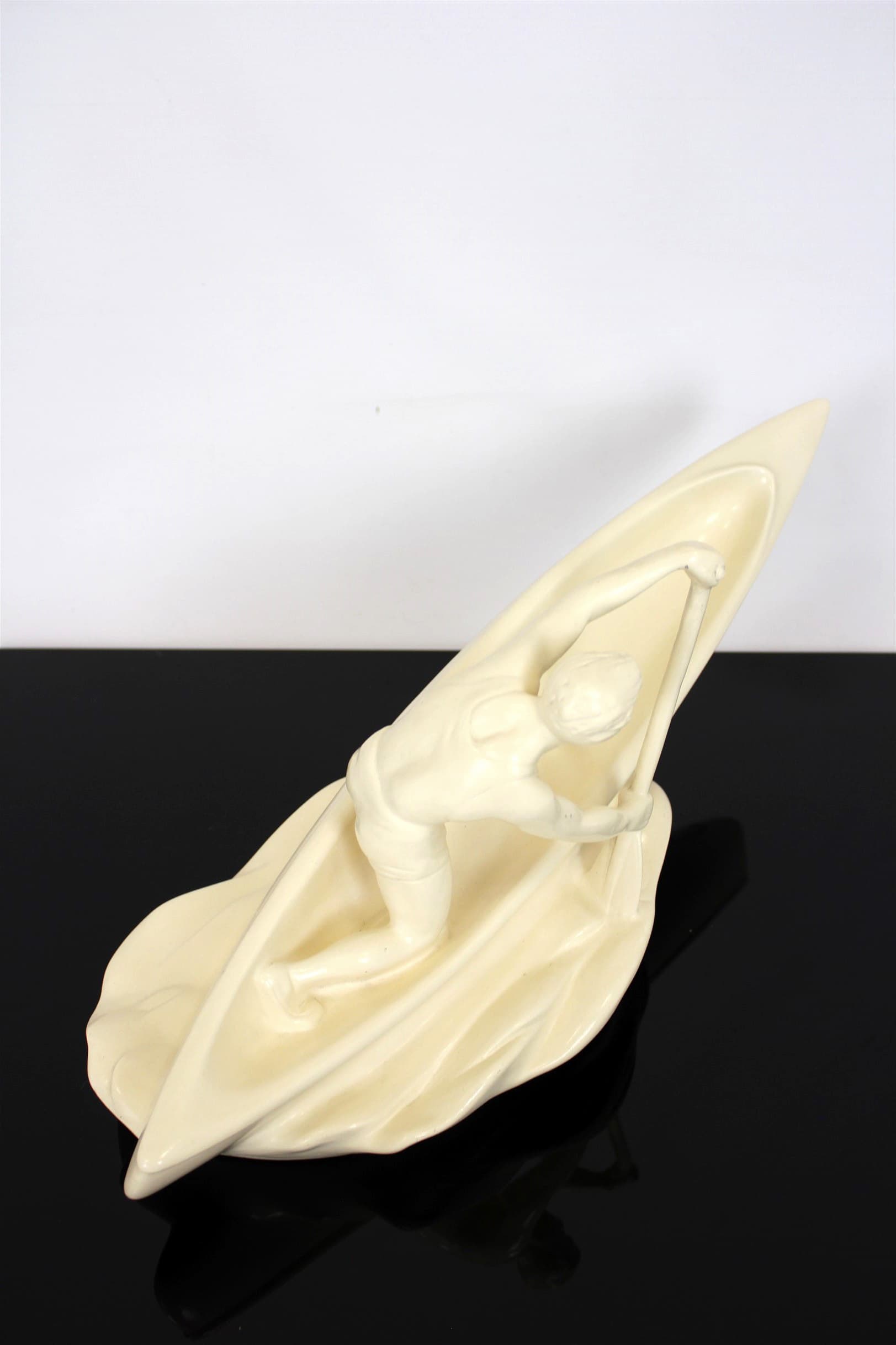 Figurka wioślarza, kość słoniowa, ceramika, Jihokera Bechyně, Czechy, lata 50. - 210745