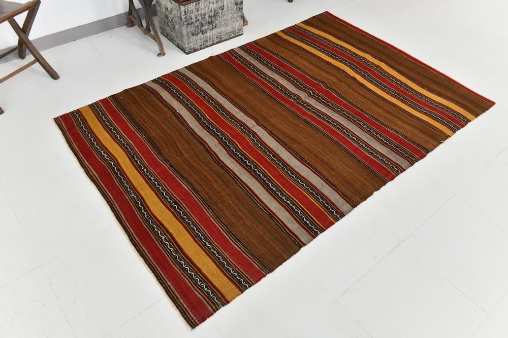 Kilim 213x139 cm, brązowy, czerwony, wełna, lata 70. - 211069