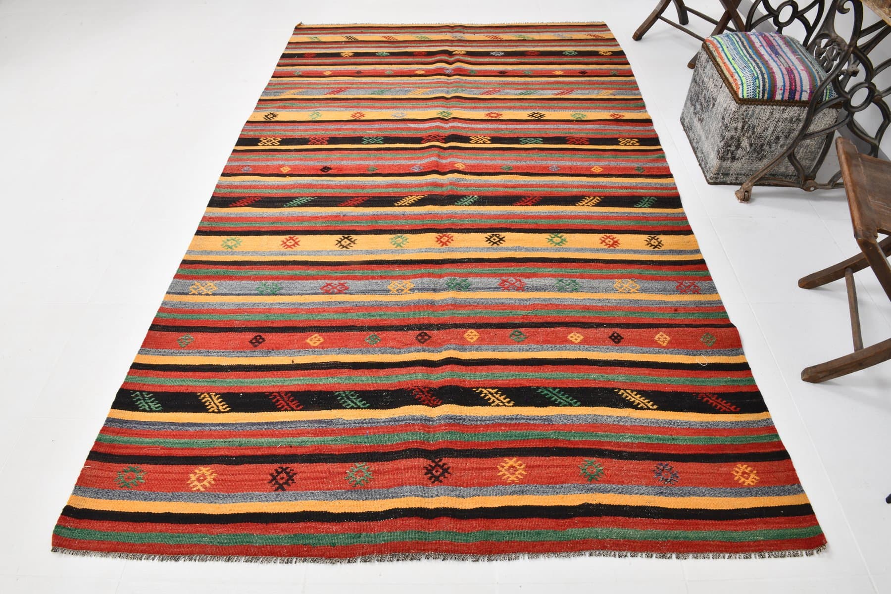 Dywan 279x170 cm, czerwony, brązowy, wełna, Turcja, lata 60. - 211243