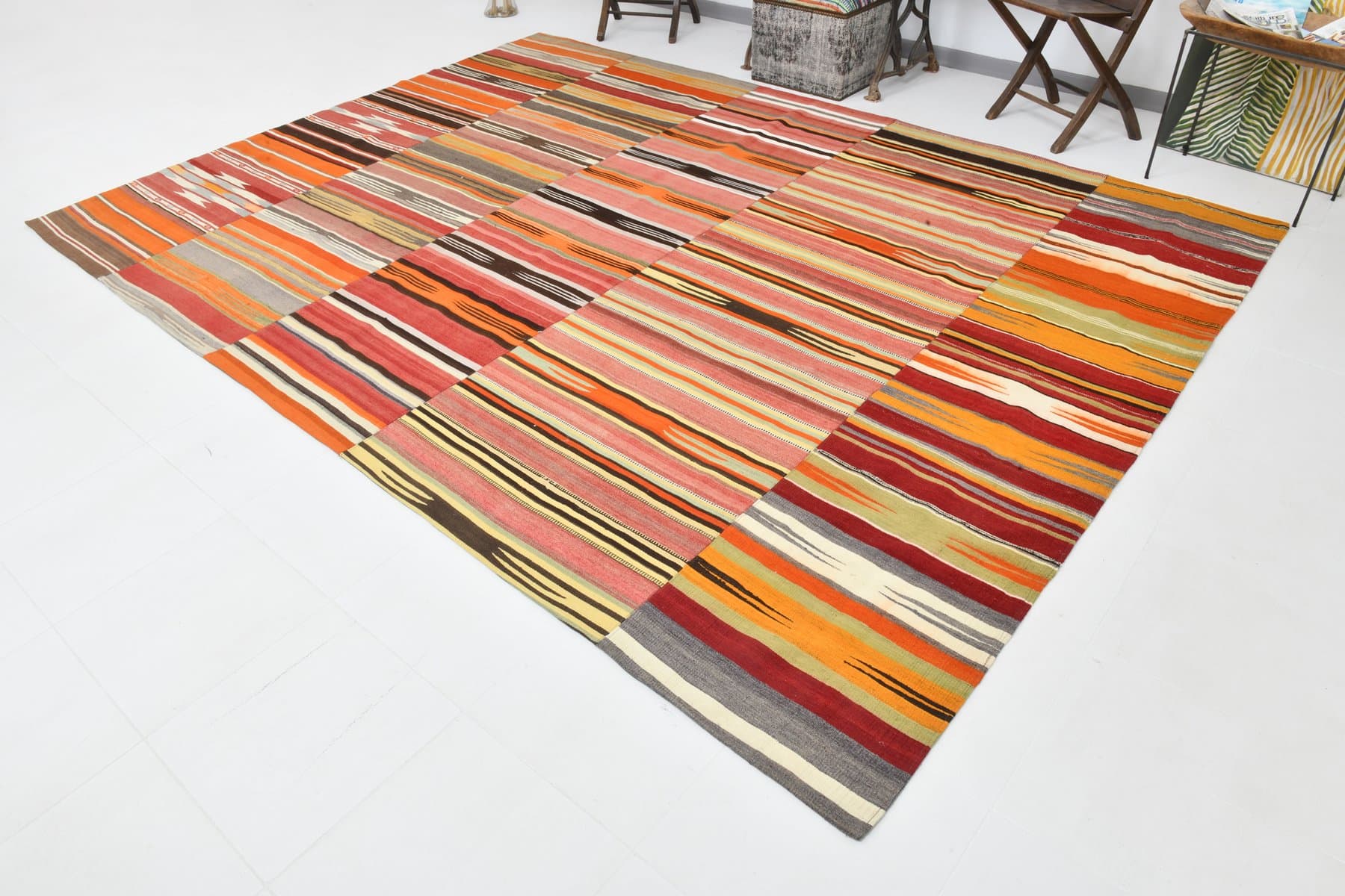 Kilim 353x257 cm, Brown, Wool, 1970s - 211137