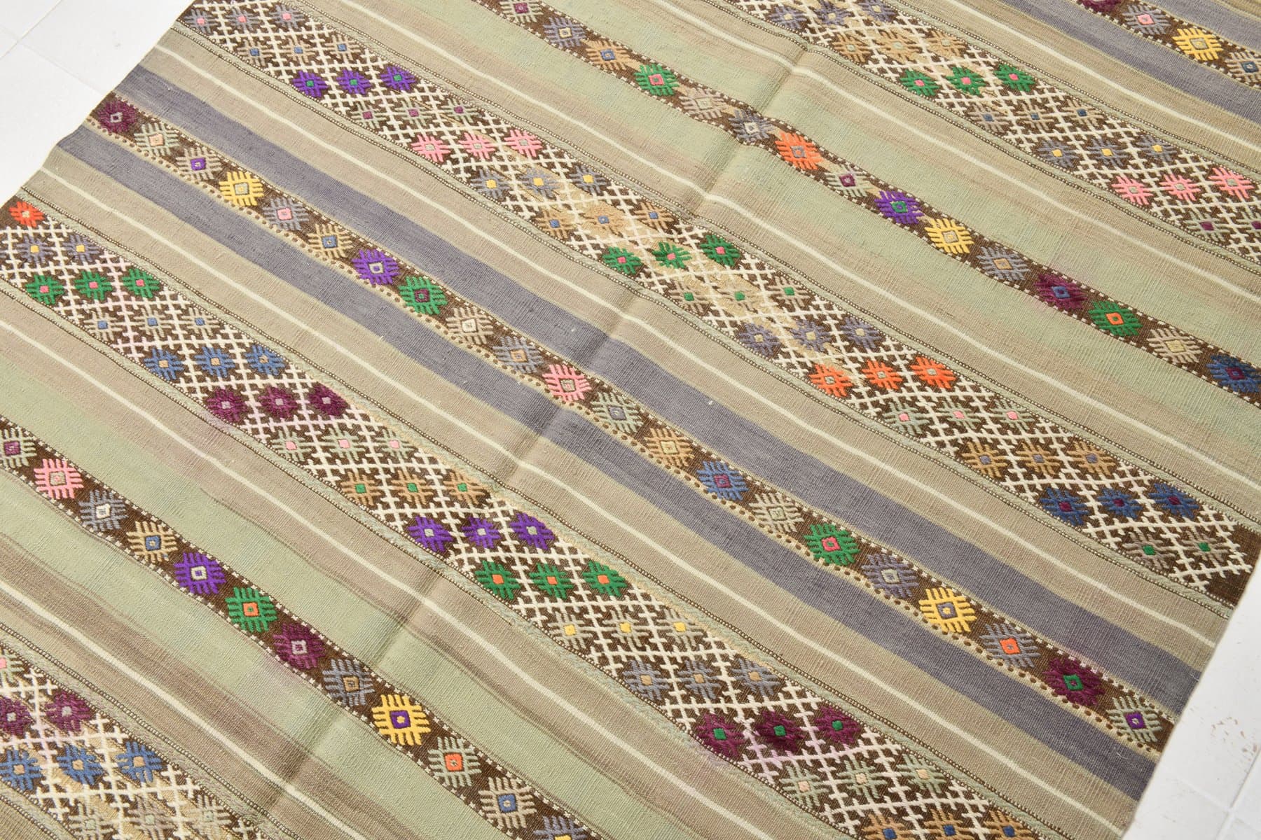 Kilim 241x139 cm, beżowy, wełna, Turcja, lata 60. - 211498