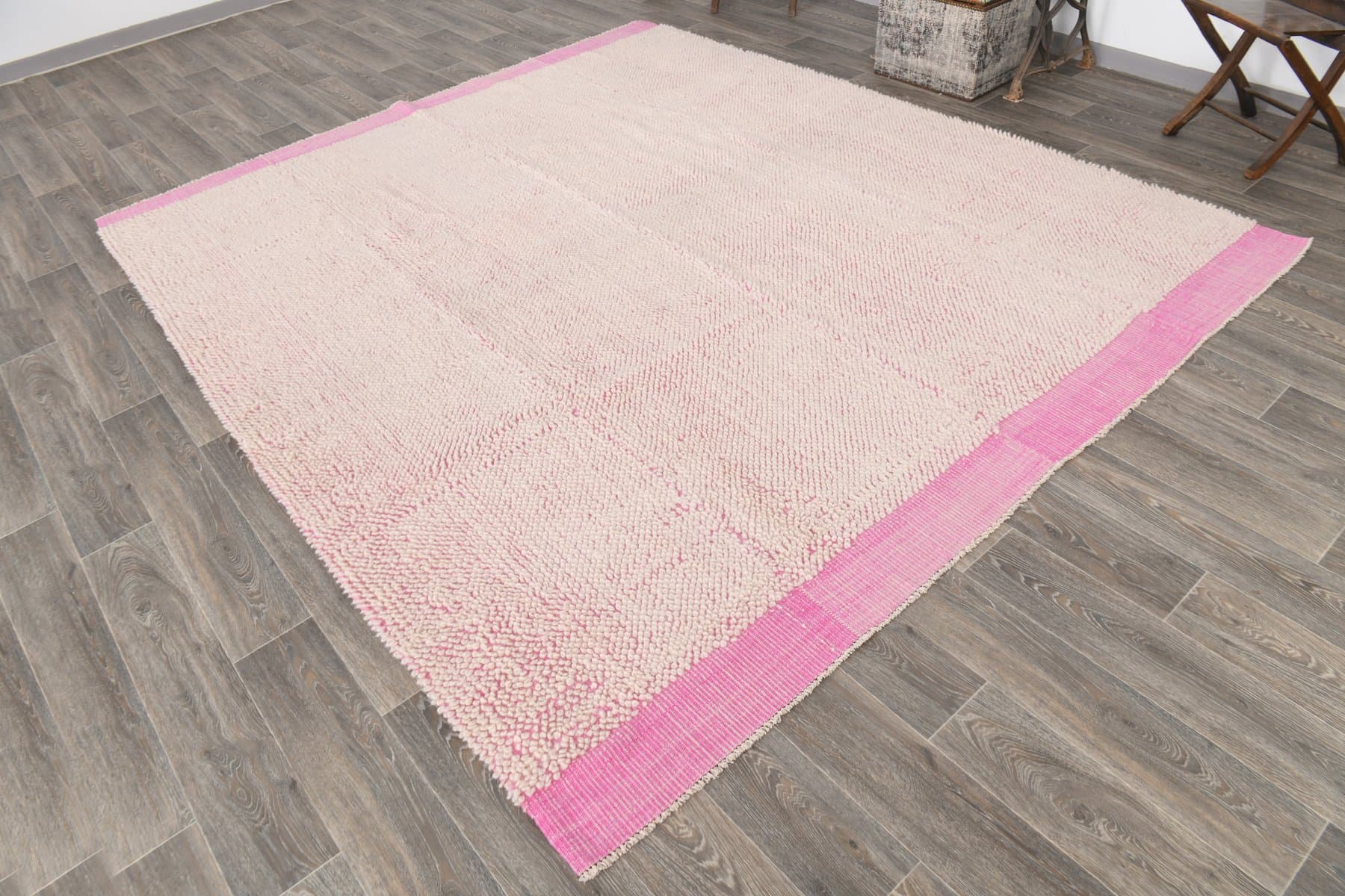 Kilim 301x259 cm, pink, wool, 1980s - 211443
