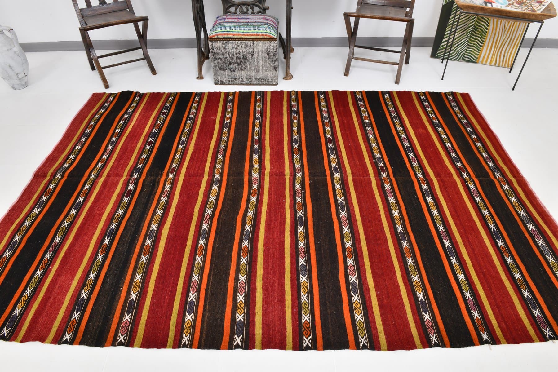 Kilim 269x184 cm, czerwony, czarny, wełna, Turcja, lata 60. - 212117