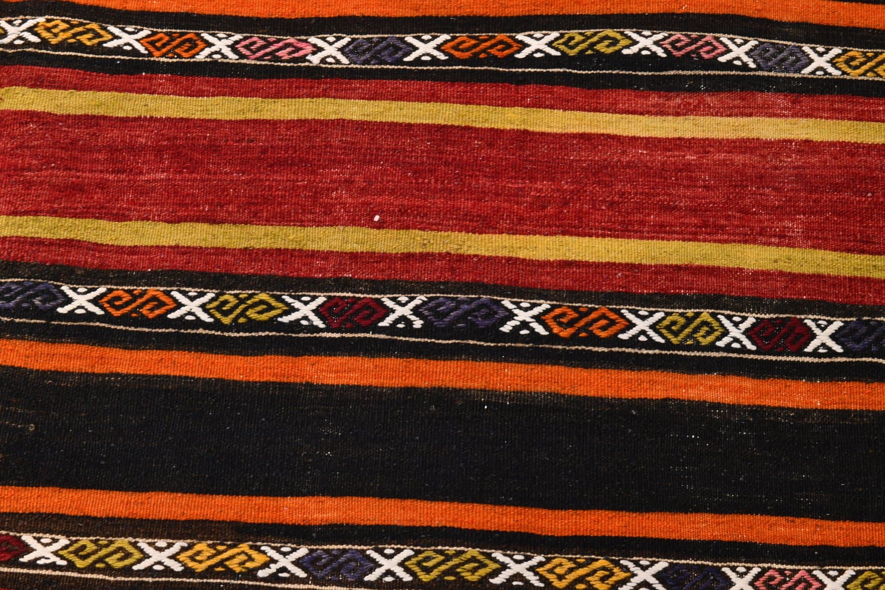 Kilim 269x184 cm, czerwony, czarny, wełna, Turcja, lata 60. - 212122