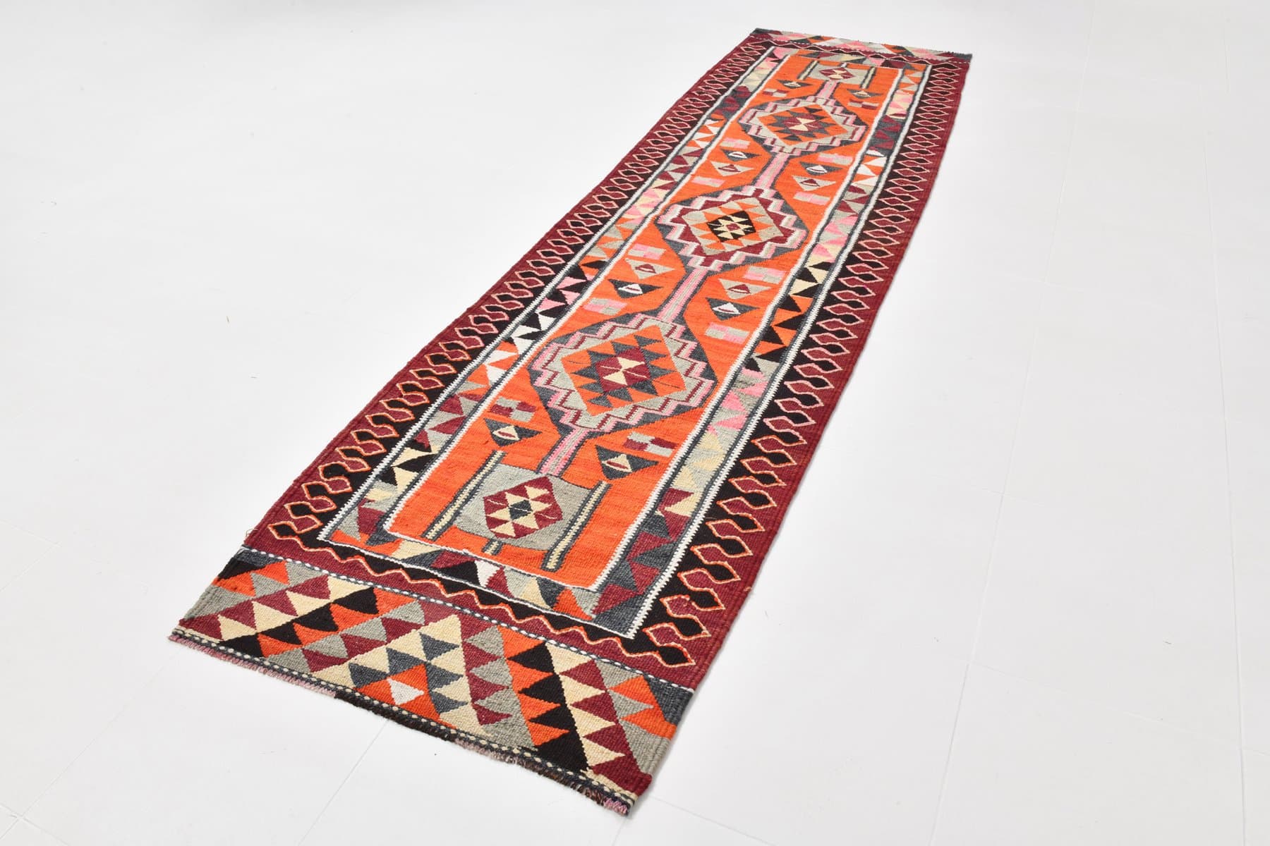 Kilim 327x94 cm, czerwony, pomarańczowy, wełna, Turcja, lata 60. - 212090