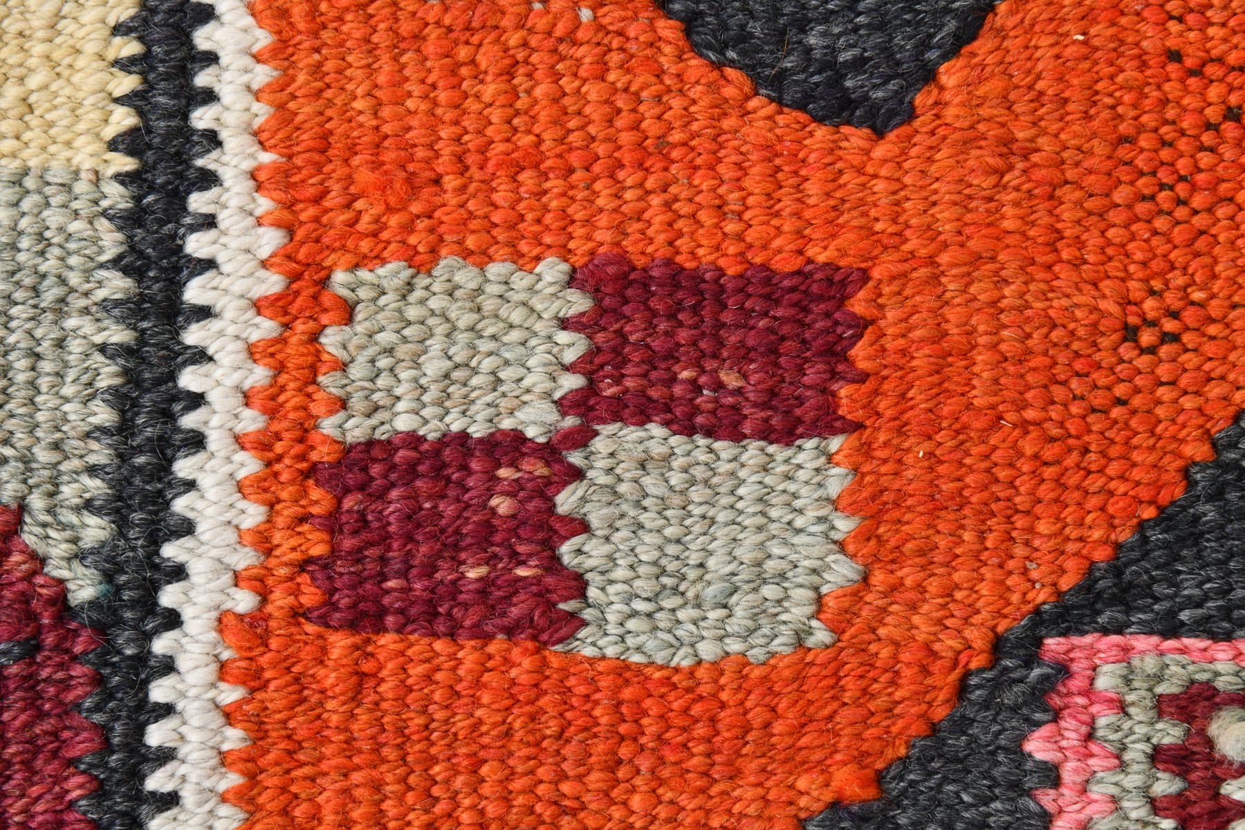 Kilim 327x94 cm, czerwony, pomarańczowy, wełna, Turcja, lata 60. - 212097