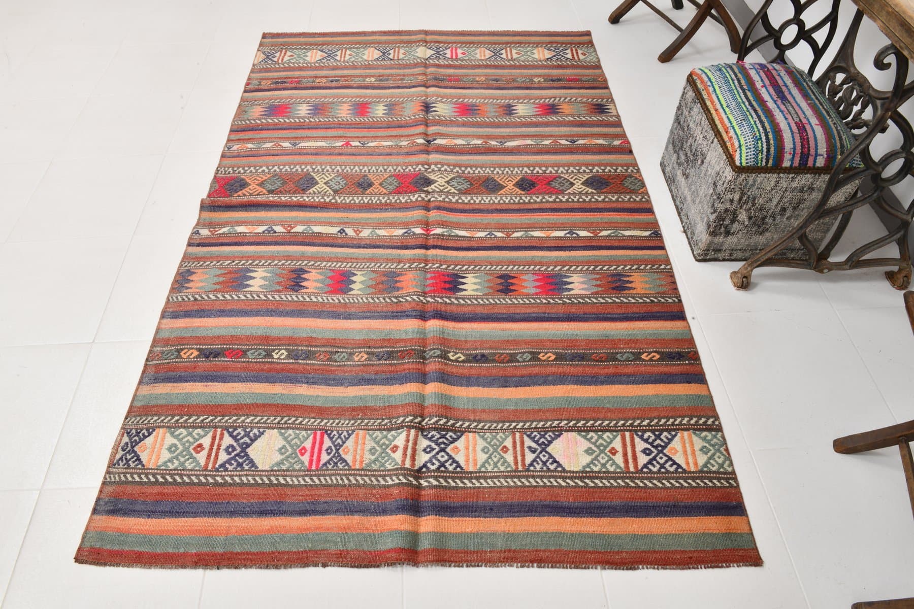 Kilim 225x142 cm, brązowy, niebieski, wełna, Turcja, lata 60. - 212039