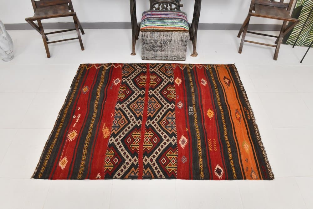 Kilim 123x157 cm, czerwony, wełna, lata 70. - 211689