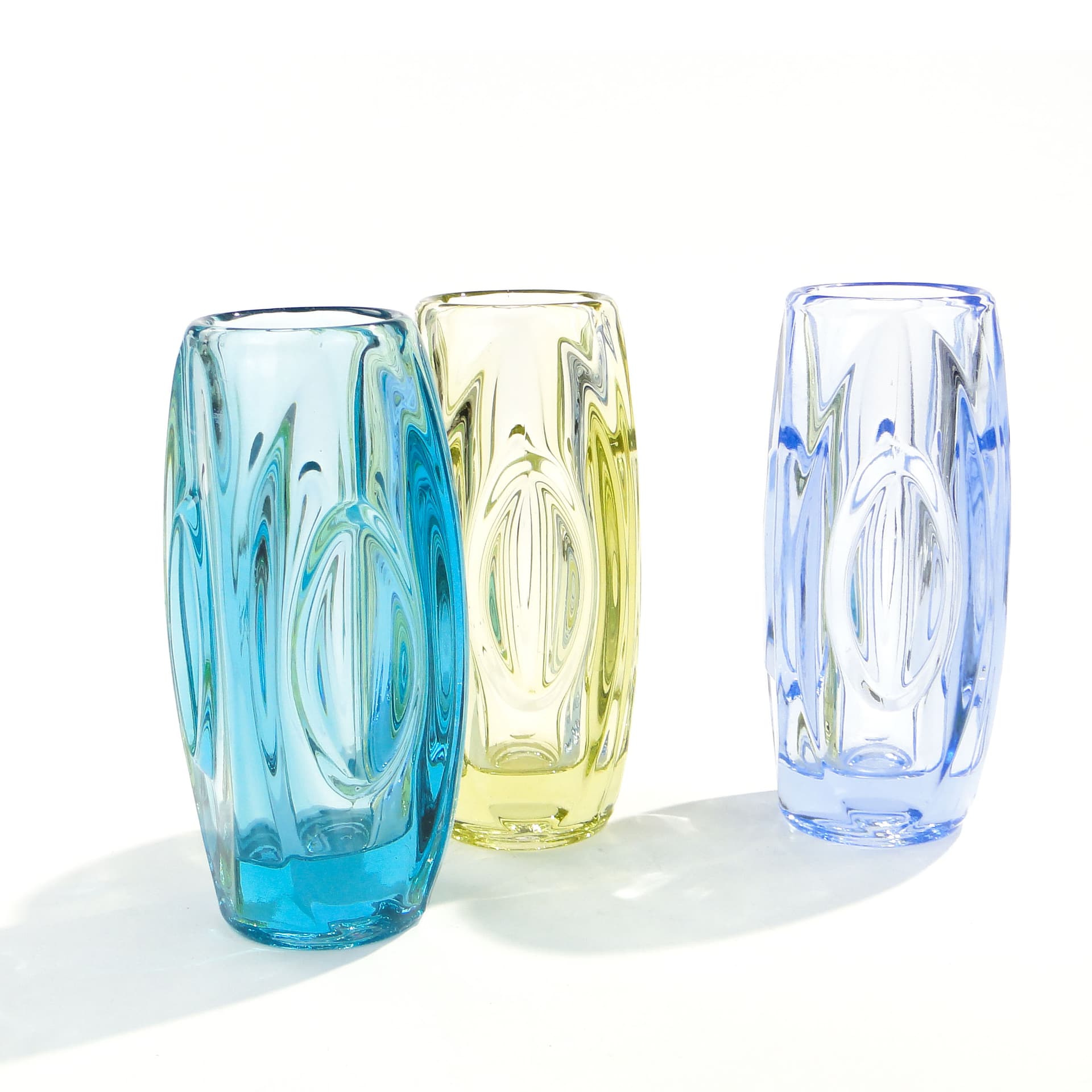 Wazon Optyczny 914, turkusowy, szkło, proj. R. Schrötter, Czechosłowacja, lata 50. - 1541