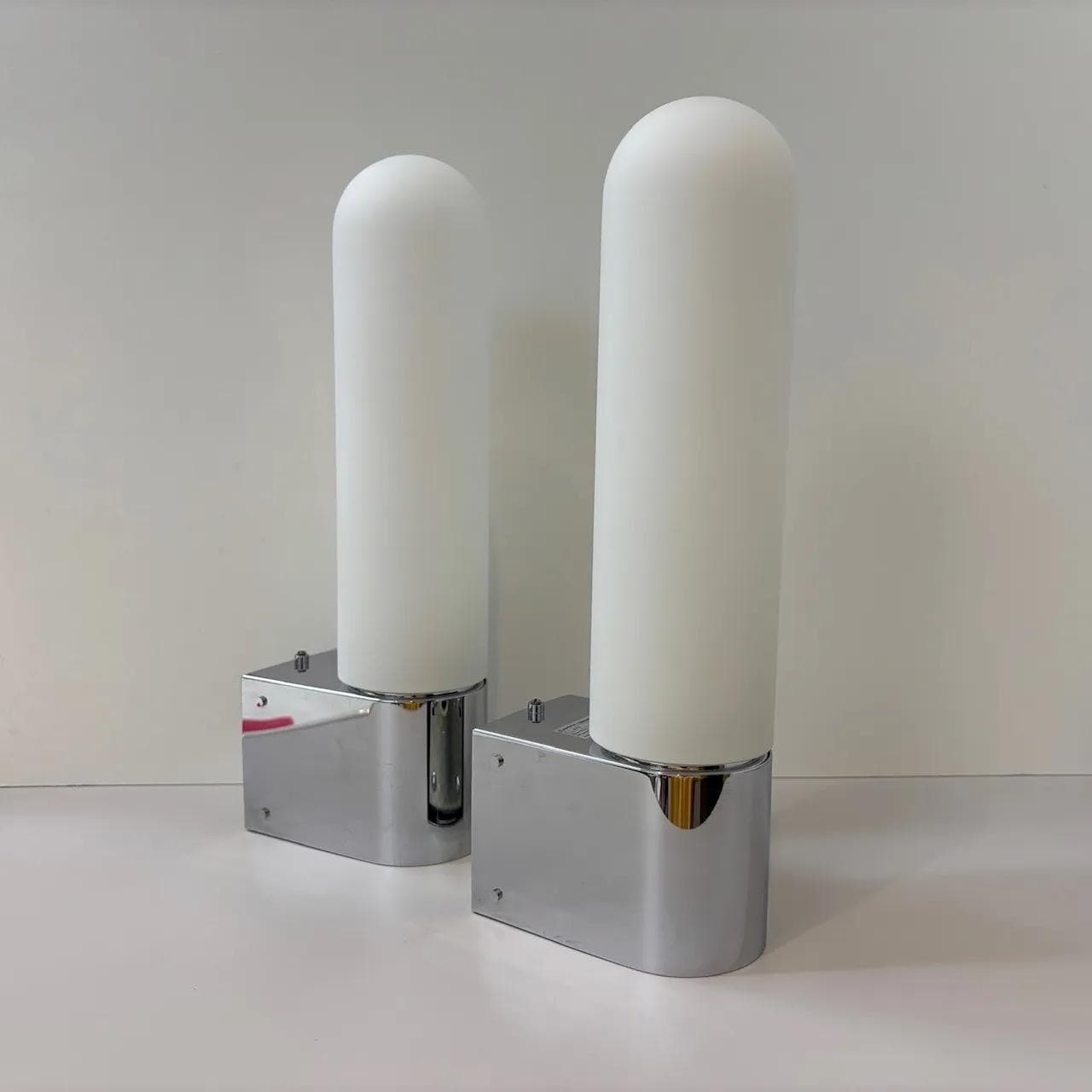 Para kinkietów, szkło białe, metal chromowany, Glashütte Limburg, Niemcy, lata 80. - 15439