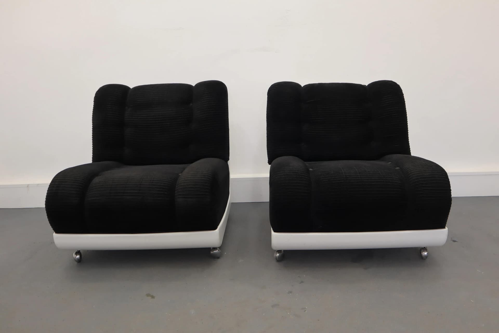 Pair of armchairs Space Age, black corduroy, white plastic, Italy, 1970s. - 15369