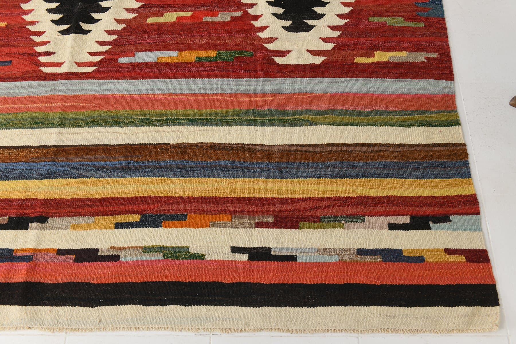 Kilim 373x279 cm, czerwony, wielokolorowy, wełna, Turcja, lata 60. - 212986