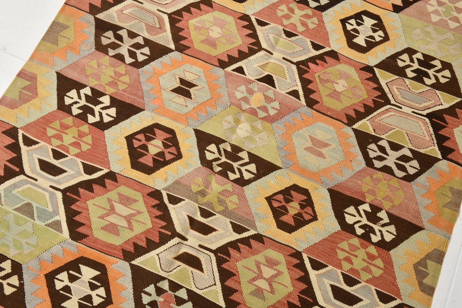 Kilim 157x124 cm, beige, olive, wool, 1970s - 212993
