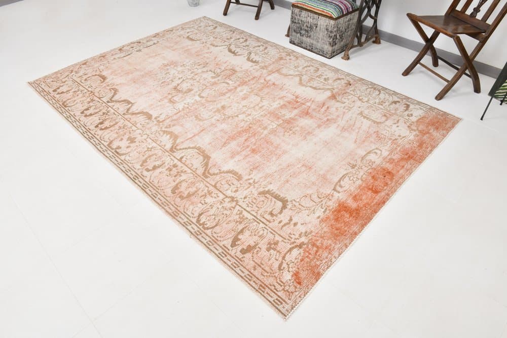Rug 185x273 cm, pink, wool, Turkey, 1970s. - 213478