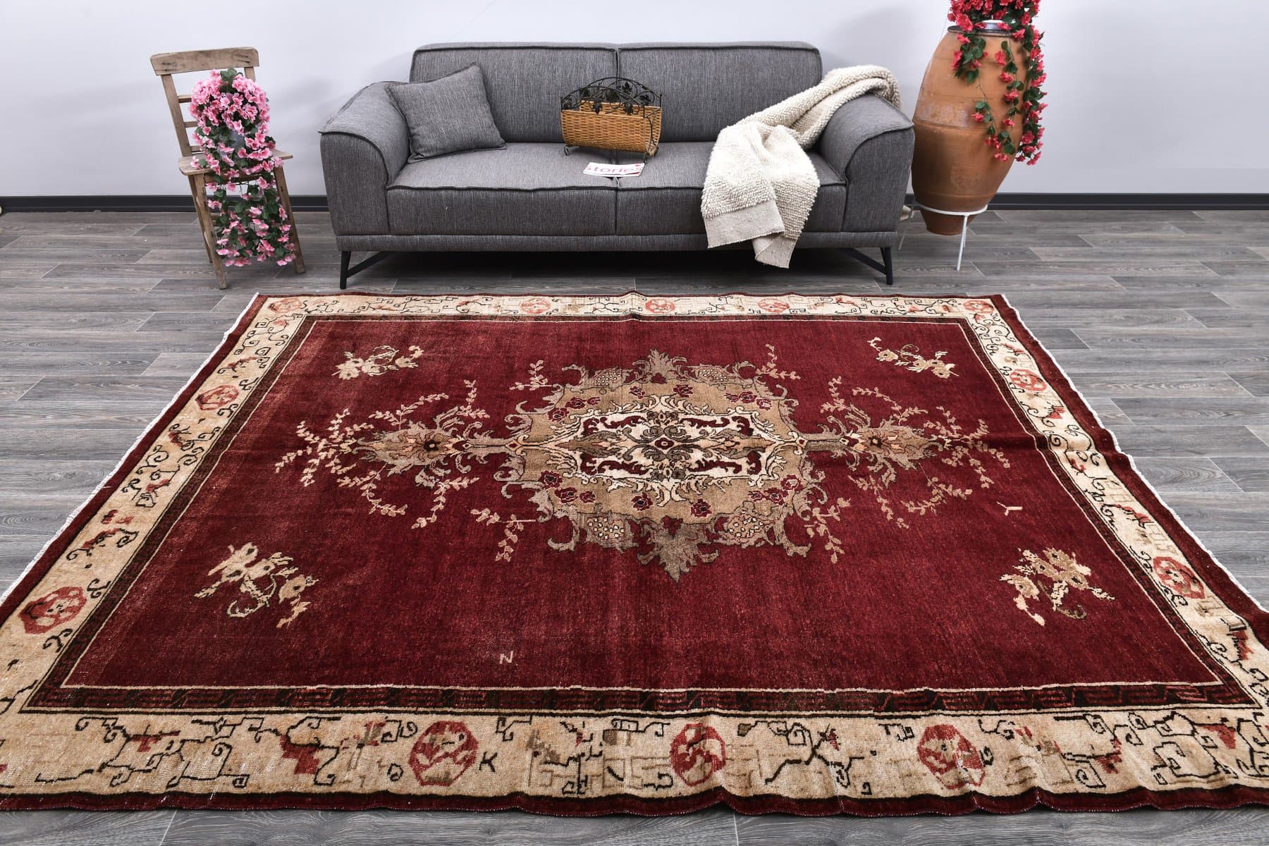 Rug 224x286 cm, red, wool, Turkey, 1970s. - 213928