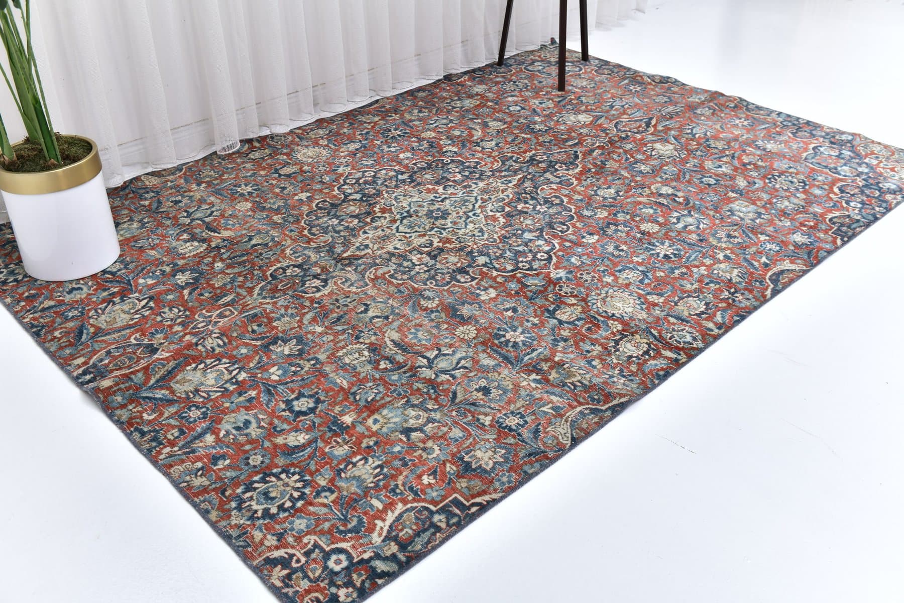 Rug 178x256 cm, red, wool, Turkey, 1970s. - 213848