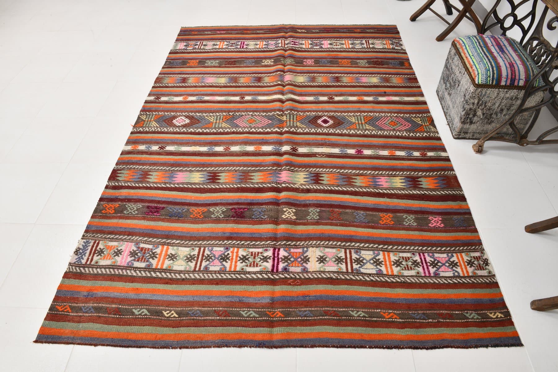 Kilim Rug 174x253 cm, orange, brown, wool, Turkey, 1970s. - 213733