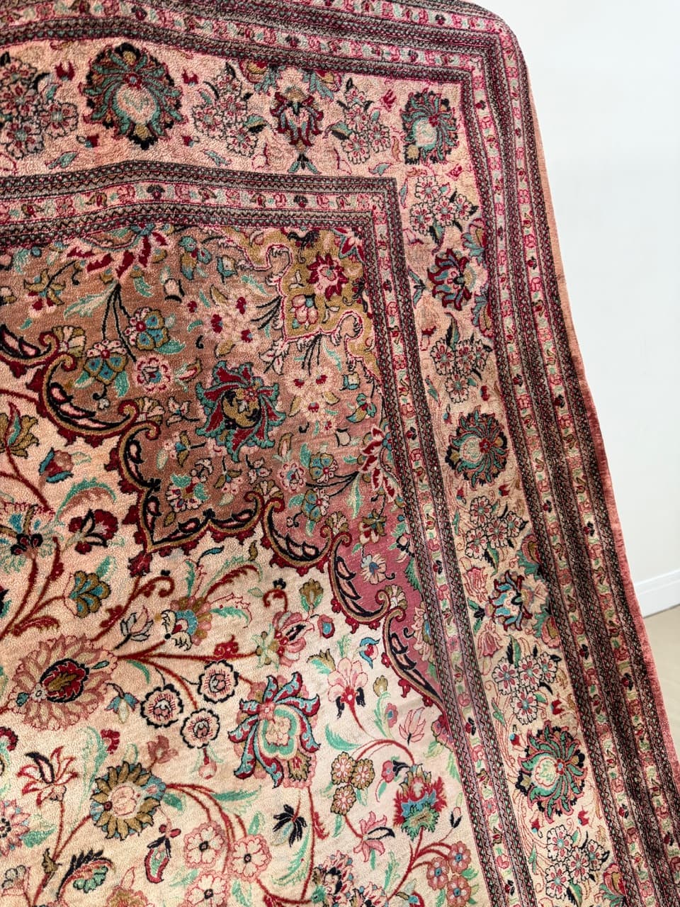 Dywan Ghoum, 320x205 cm, jedwab multikolor, Iran - 213647