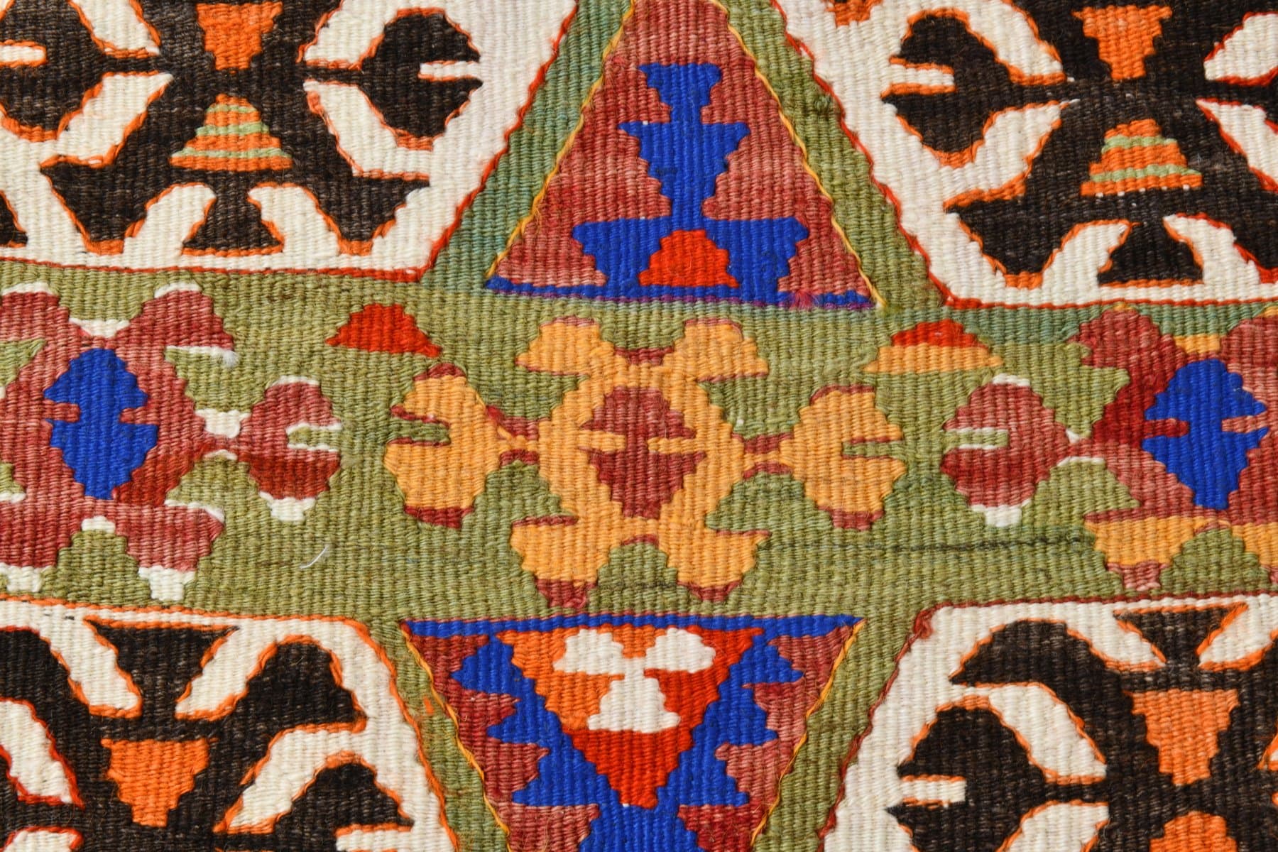 Kilim Rug 178x319 cm, red, beige, wool, Turkey, 1960s - 213663