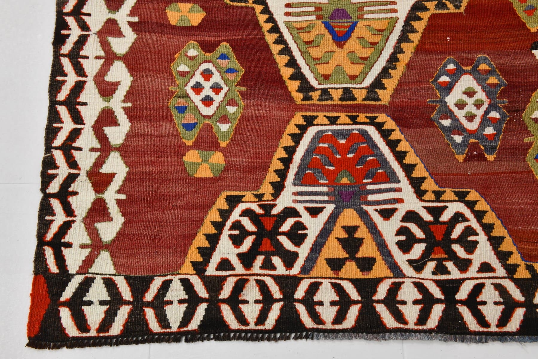Kilim Rug 178x319 cm, red, beige, wool, Turkey, 1960s - 213664