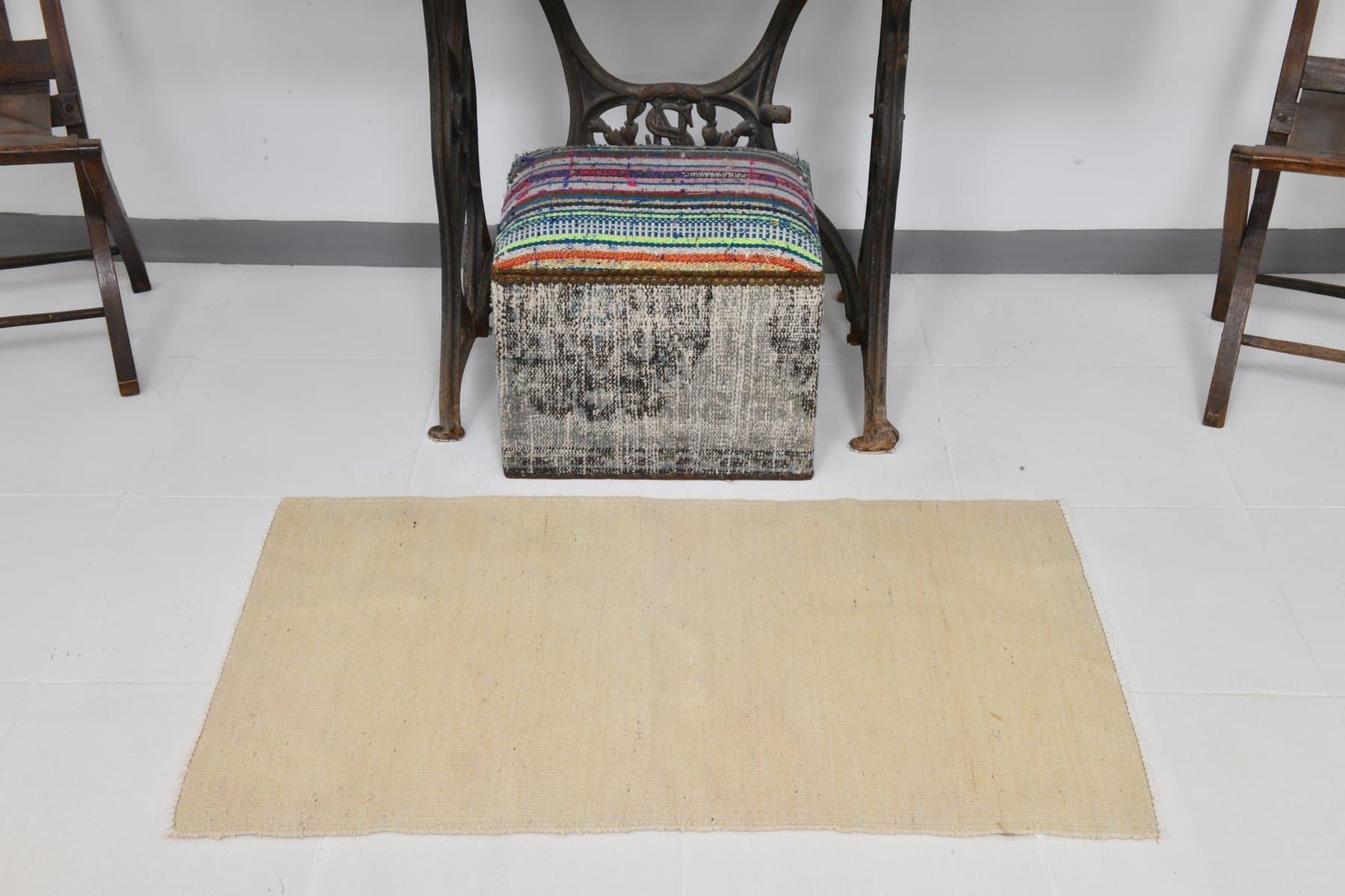 Kilim 113x66 cm, beżowy, wełna, lata 70. - 214645