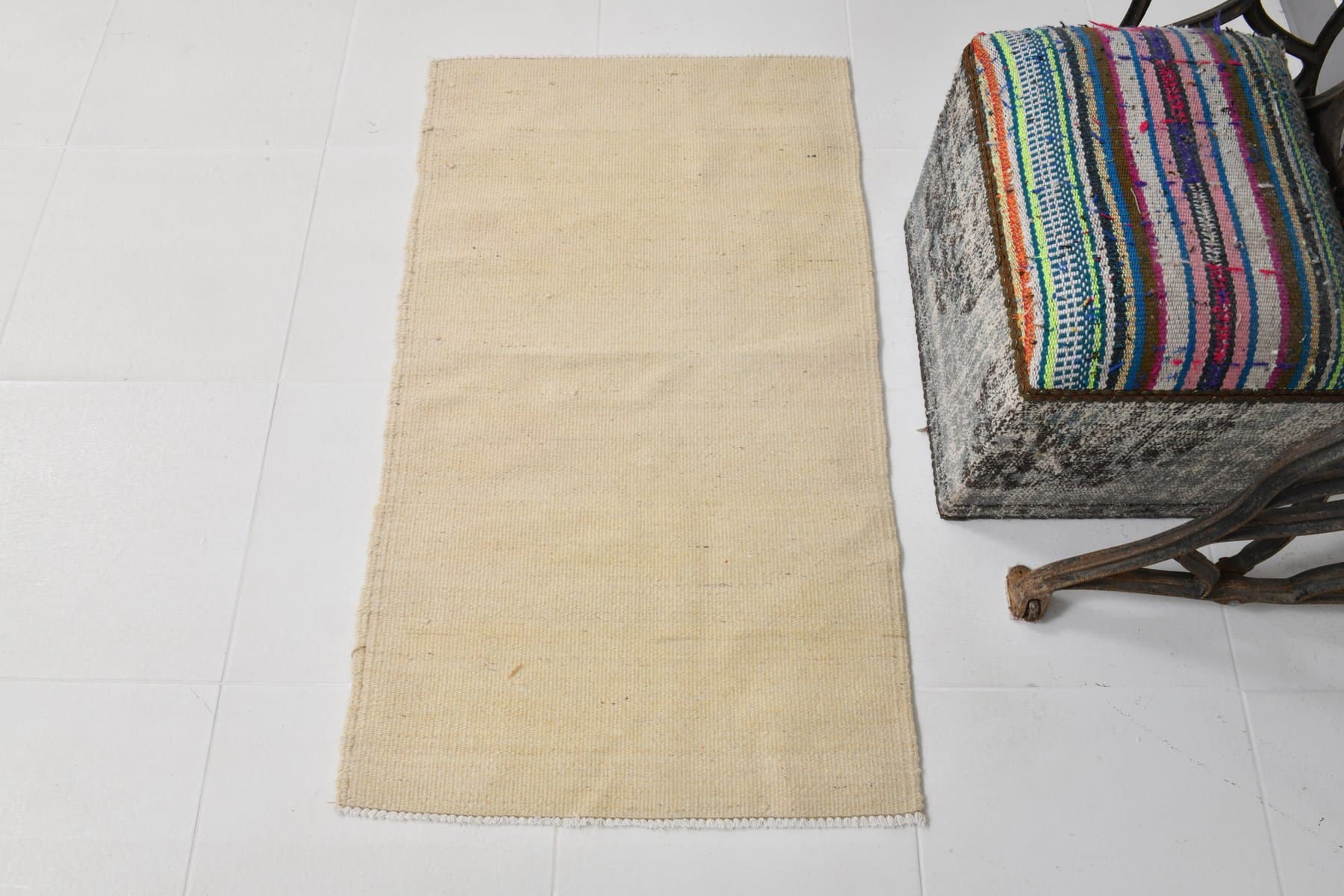 Kilim 113x66 cm, beżowy, wełna, lata 70. - 214643